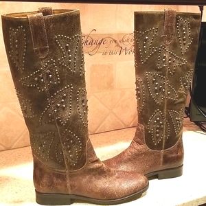 New! Frye & Co. Pheonix Distressed Leather boots Size 7